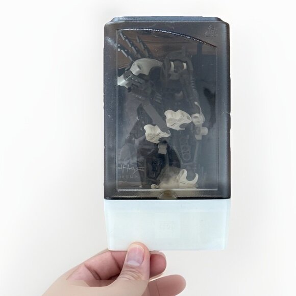 Vintage 2003 Lego Bionicle #8588 RAHKSHI KURAHK (45 pieces) Open Box READ - Picture 4 of 10